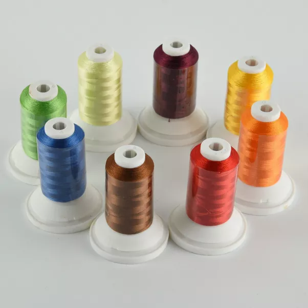 Filo da ricamo in rayon viscosa Muti Color 150d2 Filo da ricamo in rayon viscosa Muti Color 150d2